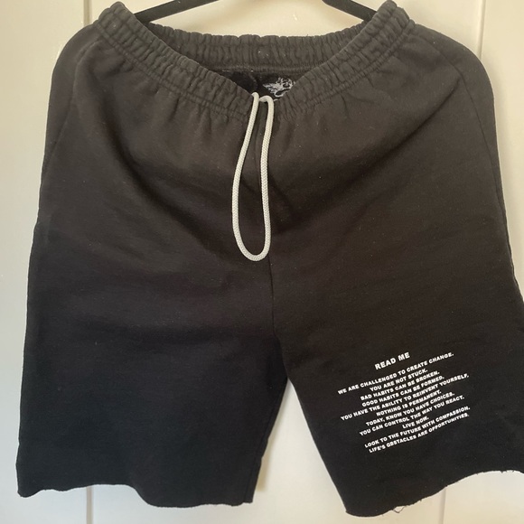 SOLD ❌ Boys Lie Read Me V2 Sweatshort - Picture 7 of 9